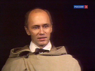 Премьер поздравил с юбилеем народного артиста России Бориса Плотникова
