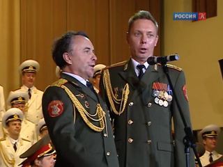 В Варшаве зрители стоя аплодировали ансамблю имени Александрова