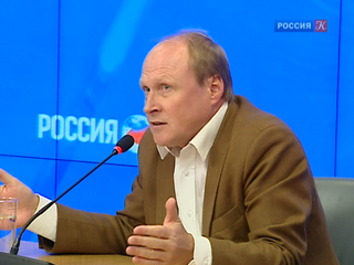 В Москве состоялась пресс-конференция Владимира Толстого