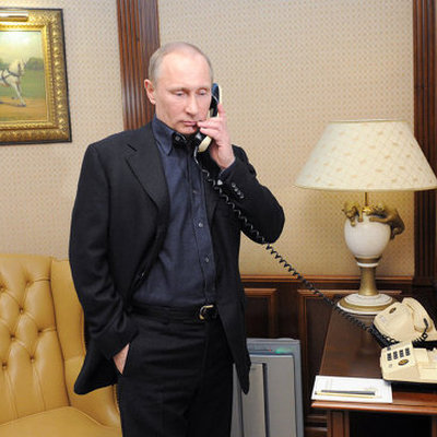 Путин и Пашинян обсудили по телефону актуальные темы двусторонней повестки дня Путин и Пашинян обсудили по телефону актуальные темы двусторонней повестки дня