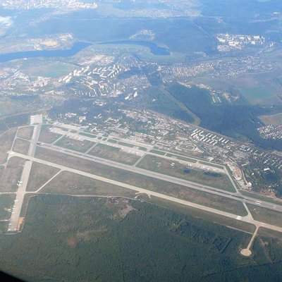 На аэродроме Чкаловский готовятся к встрече космонавтов корабля На аэродроме Чкаловский готовятся к встрече космонавтов корабля