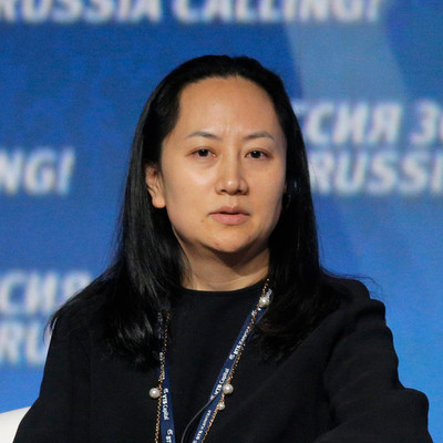 Финдиректора Huawei освободили под залог