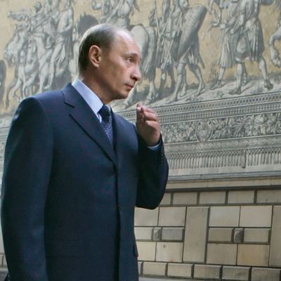 В Дрездене организовали экскурсию «по местам Владимира Путина» В Дрездене организовали экскурсию «по местам Владимира Путина»