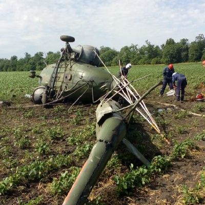 Пилот вертолета Ми-2, потерпевшего в субботу крушение, не выдержал высоту полета Пилот вертолета Ми-2, потерпевшего в субботу крушение, не выдержал высоту полета