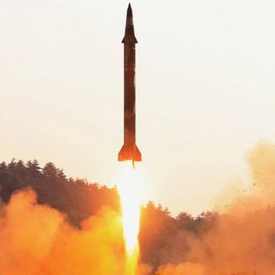 КНДР провела испытания сверхмощной ракетной пусковой установки КНДР провела испытания сверхмощной ракетной пусковой установки