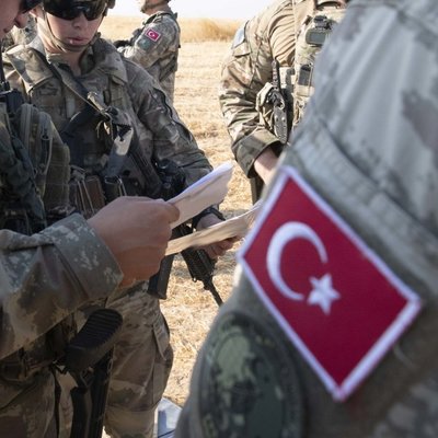 Сирийская армия вошла в город Кобани на границе с Турцией Сирийская армия вошла в город Кобани на границе с Турцией