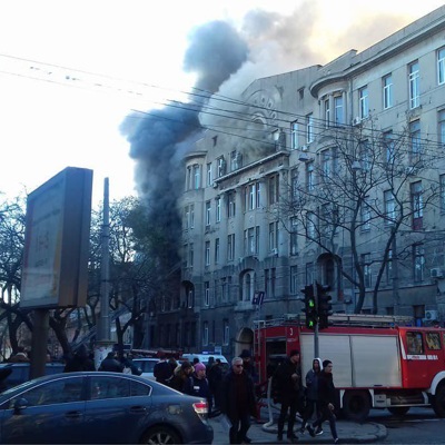 Надежды найти выживших в пожаре под завалами в колледже Одессы не осталось Надежды найти выживших в пожаре под завалами в колледже Одессы не осталось