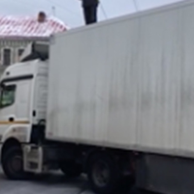 Роструд проверяет компанию, где работает водитель, перекрывавший Бауманскую улицу в Москве Роструд проверяет компанию, где работает водитель, перекрывавший Бауманскую улицу в Москве