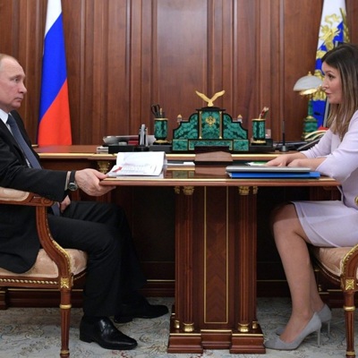 Путин встретился с гендиректором Агентства стратегических инициатив Светланой Чупшевой Путин встретился с гендиректором Агентства стратегических инициатив Светланой Чупшевой