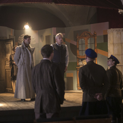 Кадр из сериала "Обитель"