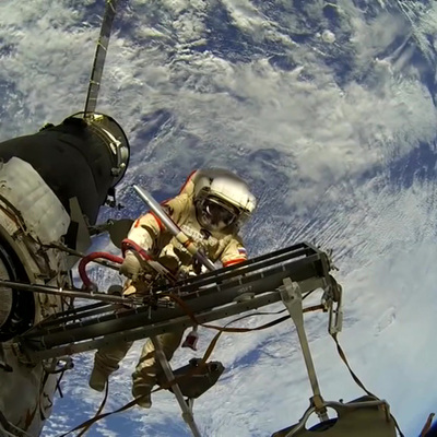 Российские космонавты впервые в этом году вышли в открытый космос с борта МКС
