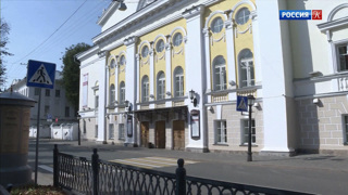 В Костромском театре имени Островского сохранились отопительные печи XIX века
