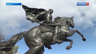 В Феодосии установили памятник генералу Петру Котляревскому