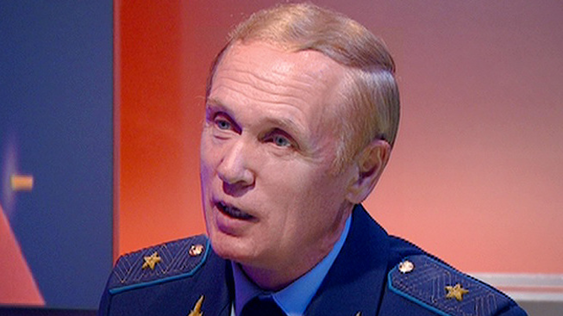 Владимир Попов генерал-майор авиации. Генерал Попов заслуженный военный летчик России. Генерал-майор, заслуженный военный летчик РФ Владимир Попов. Владимир Попов - генерал-майор, заслуженный военный лётчик России.
