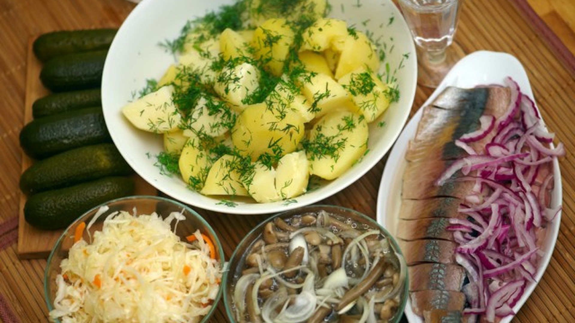 Русская кухня картошка селедка