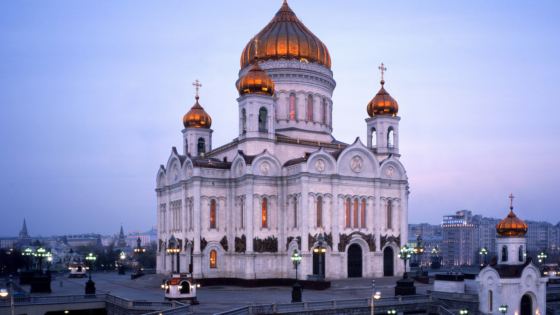 Стилобат храма Христа Спасителя