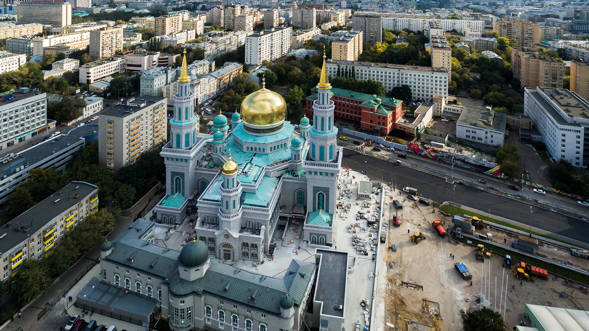 Перестройка Московской Соборной мечети