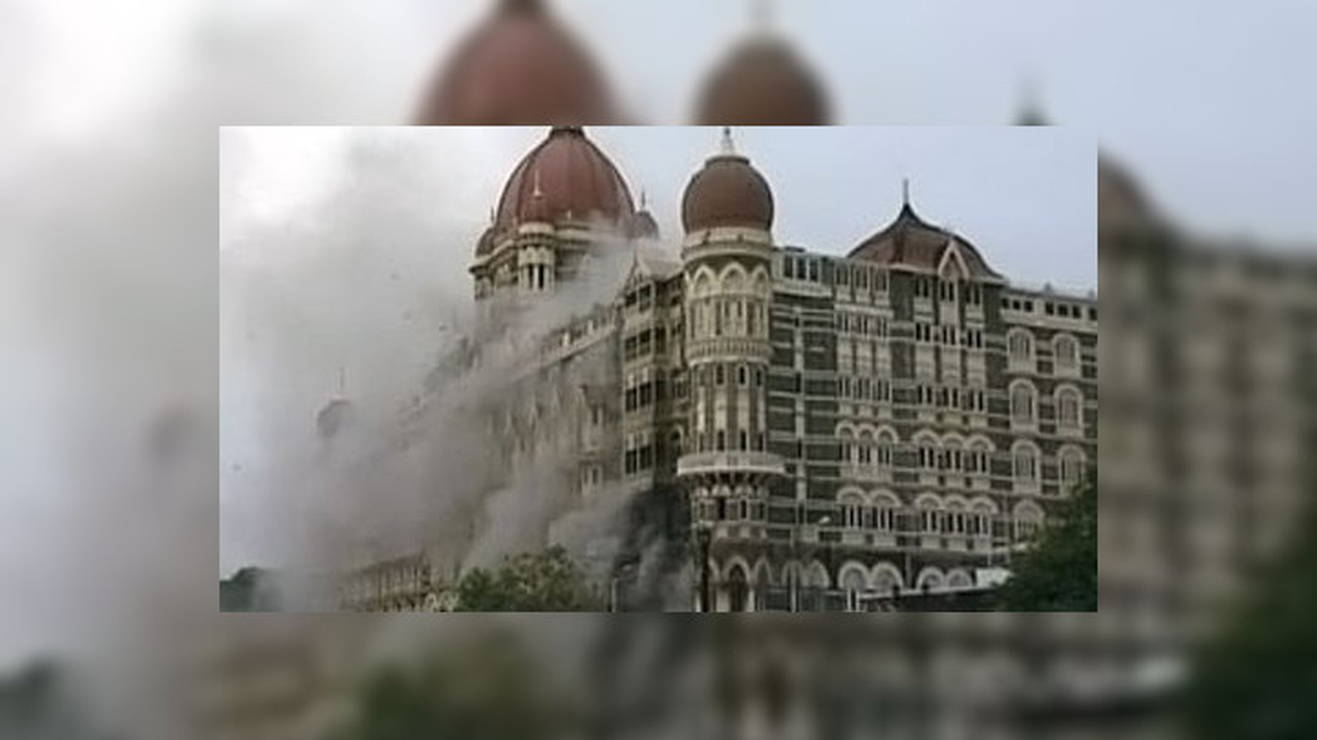 Нападение на отели. Теракт отель Мумбаи Тадж 2008 Тадж. Отель Тадж Махал теракт. Отель Тадж в Мумбаи теракт.