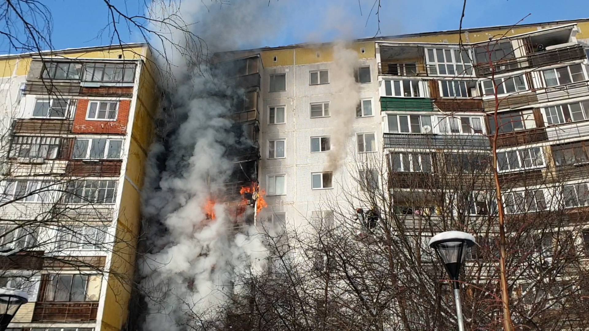 Пожар в панельном доме