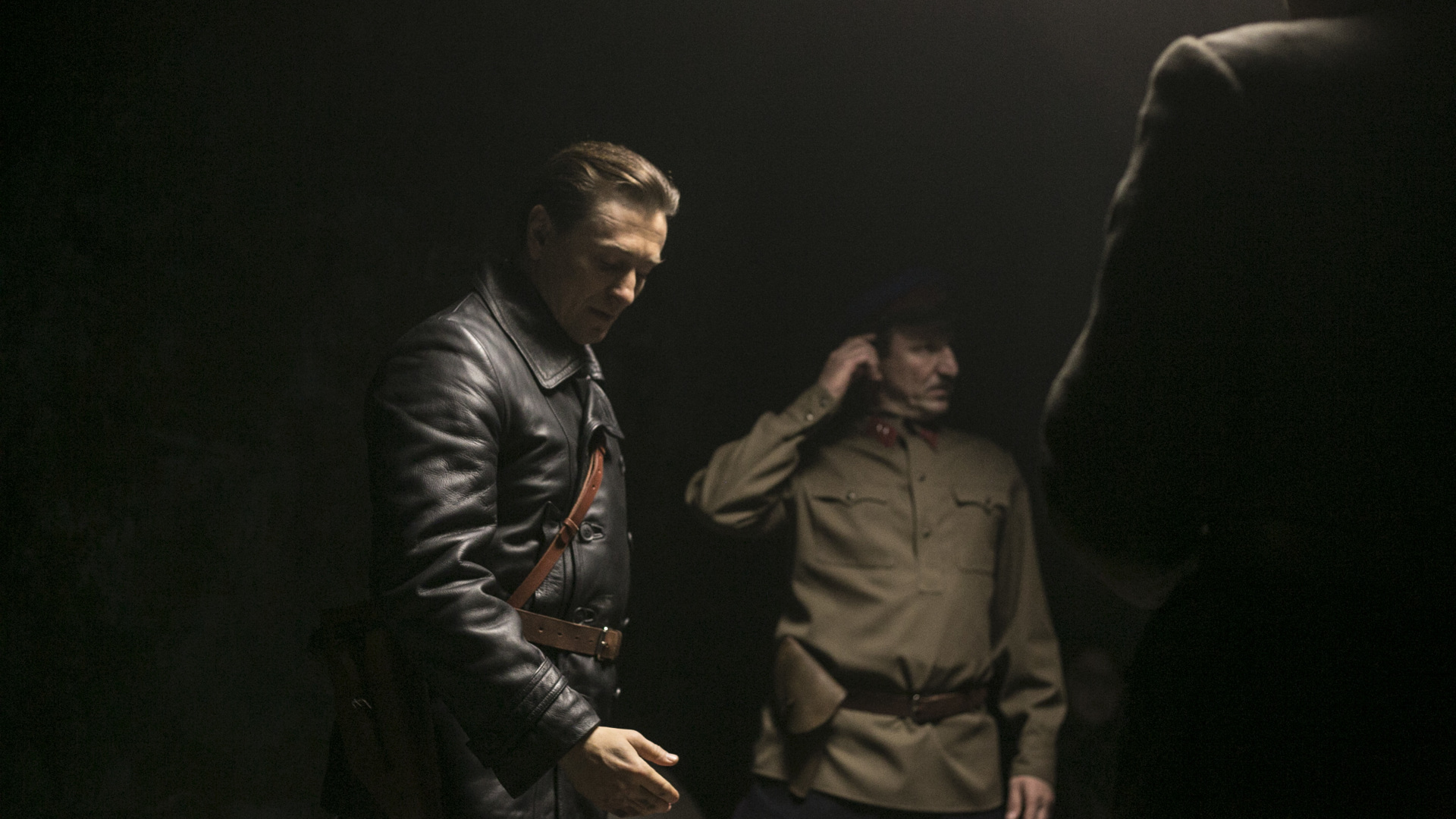 Кадры из сериала "Обитель"