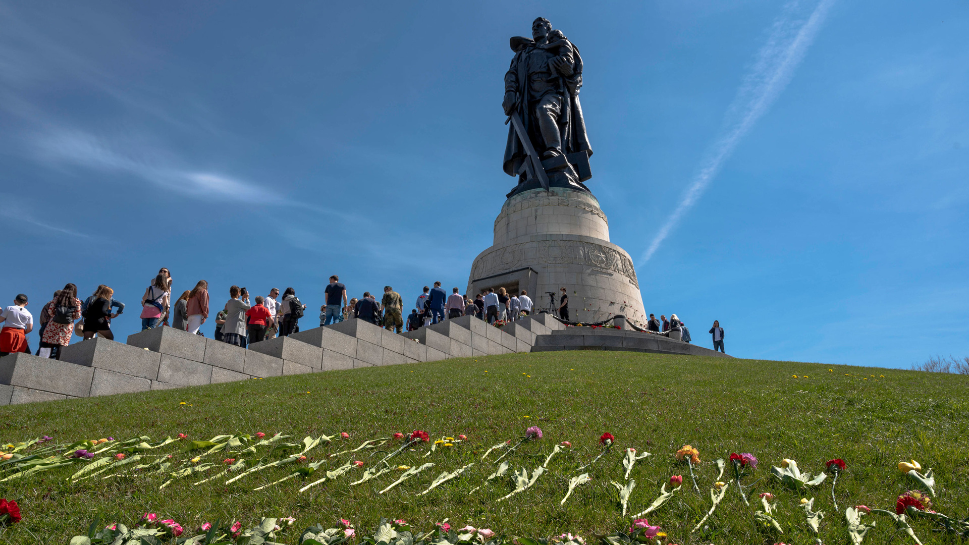 Кемерово мемориал воину освободителю фото