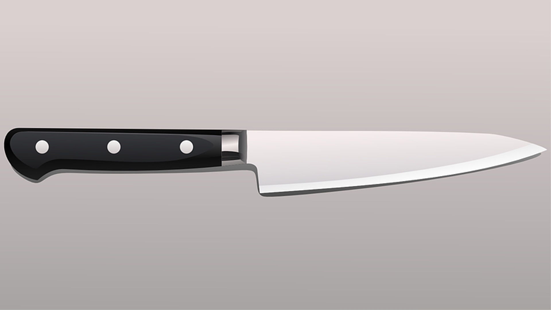 фото ножа на белом фоне