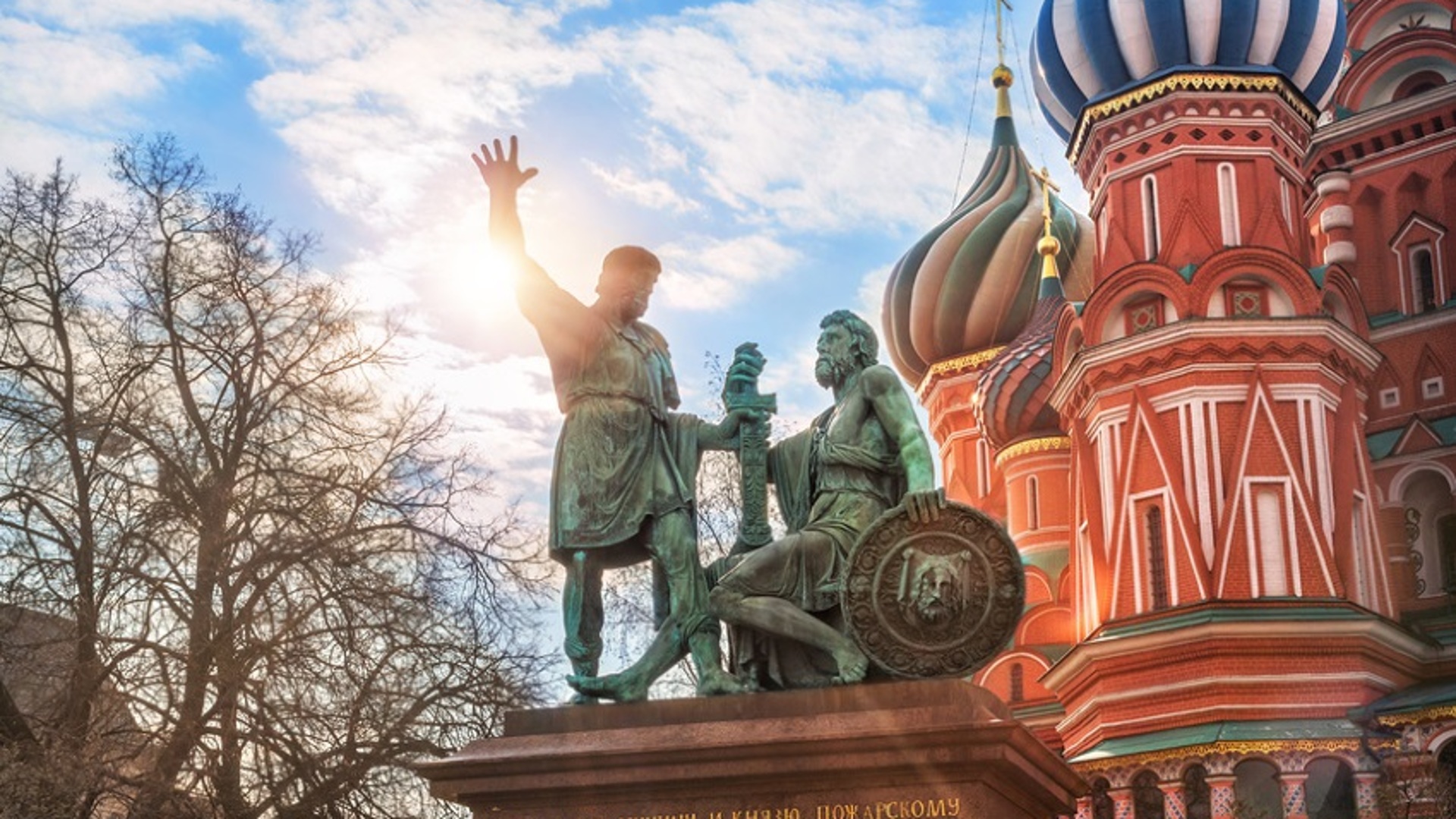 памятники красной площади в москве
