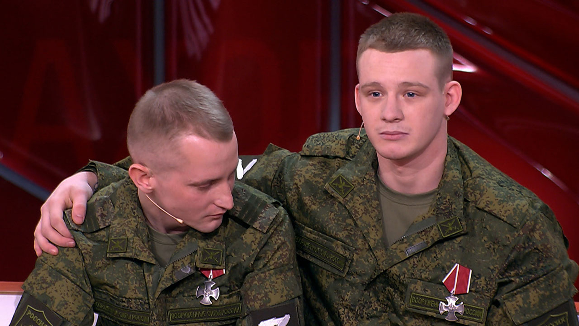 Офицеры россии. Пермское книжное издательство книги. Фото газет юношеских. Голос. Шоу голос дети.