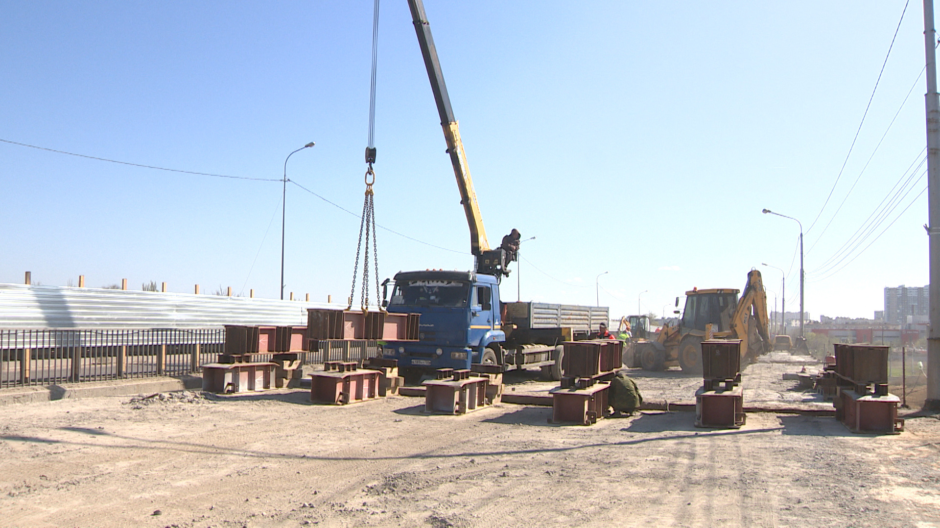 Строительство моста в красноармейском