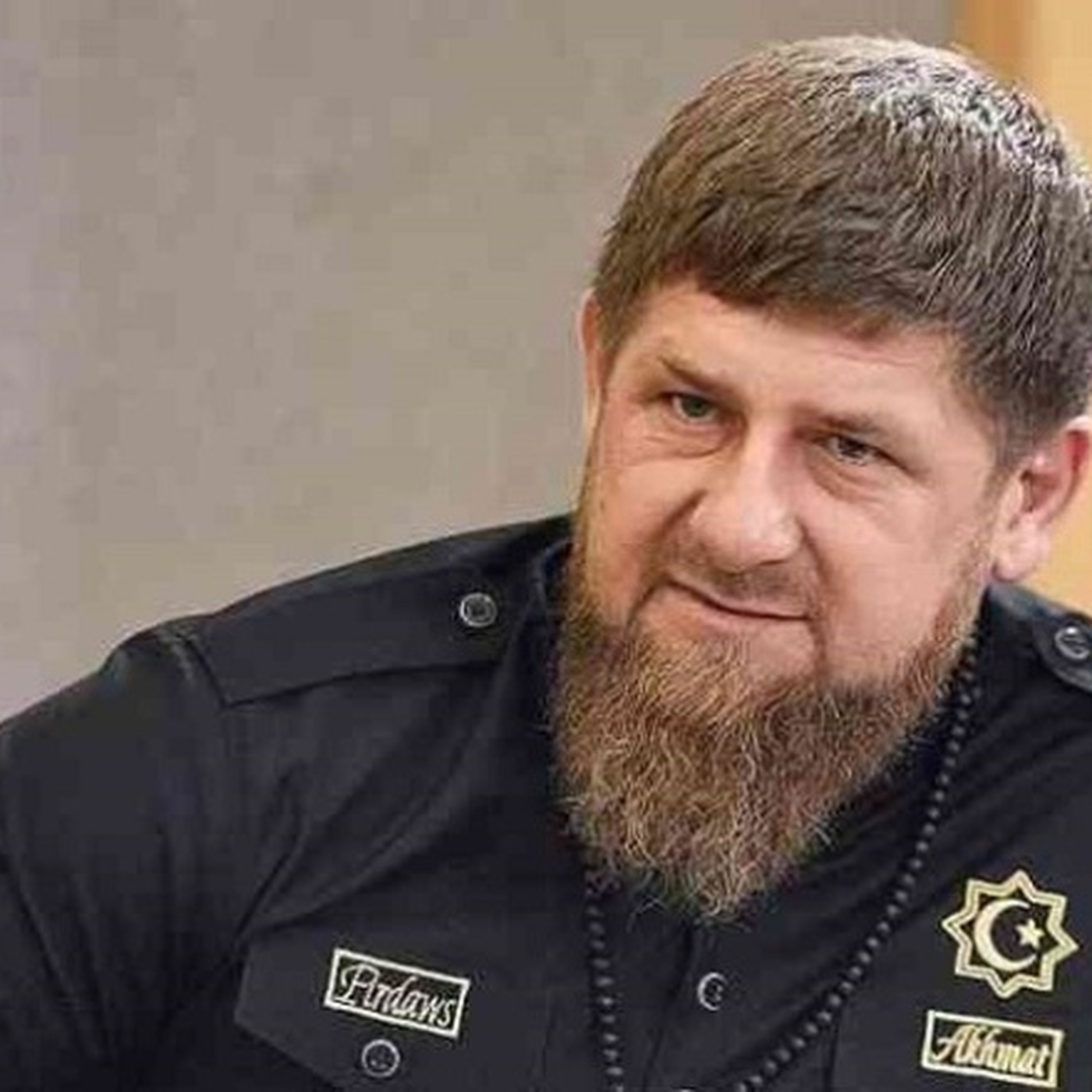 Как выглядят чеченцы