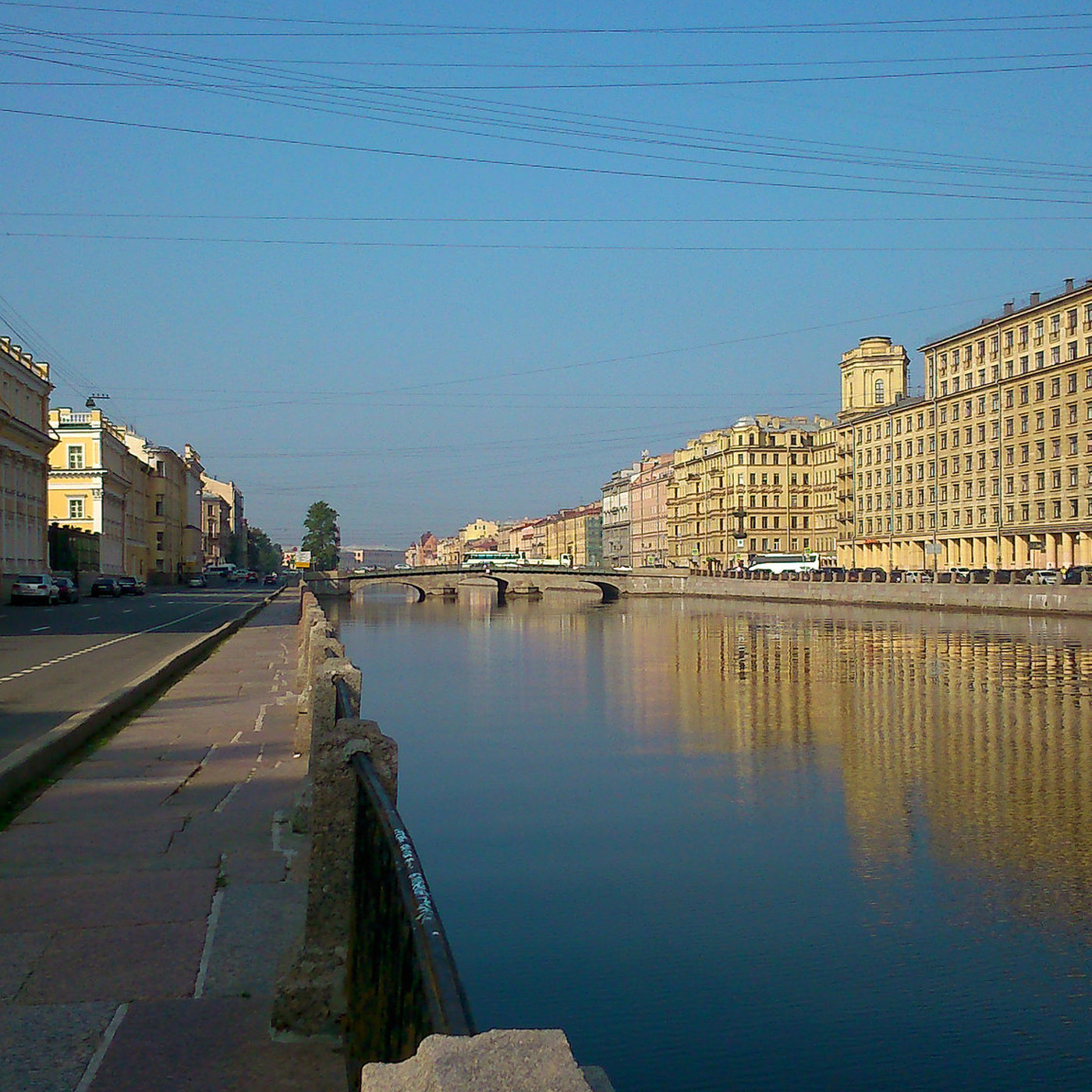 Петербург предлагает. Река Фонтанка в Санкт-Петербурге. Русло Фонтанки. Фонтанка Москва. Фонтанка 47.