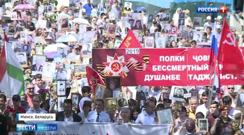 Торжественные марши и праздничный салют: республики бывшего СССР широко отметили День Победы