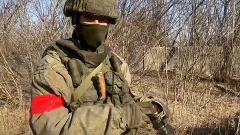 Видео из Сети. Российские военные обезвреживают неразорвавшиеся боеприпасы ВСУ