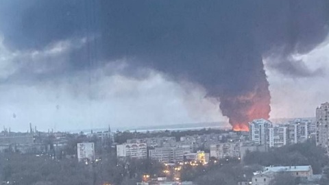 ЧП. Высокоточные ракеты уничтожили НПЗ и хранилища топлива в районе Одессы
