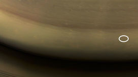 Опубликованы "предсмертные" фотографии, сделанные зондом "Кассини"