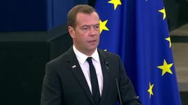 Медведев почтил память Коля в Страсбурге