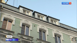 На знаменитом "Доме с рысью" начался демонтаж скандальной мансарды