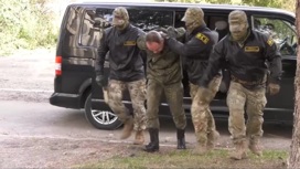 Задержание передавшего Эстонии секретные сведения военнослужащего сняли на видео