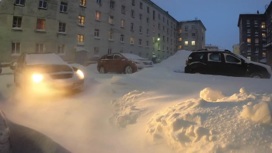 Норильск вновь накрыли снегопады