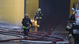 Пожар на площади 1,6 тыс. "квадратов" произошел на складе в Москве