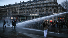Французская полиция задержала 35 манифестантов