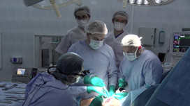 Уникальная операция: 13-летней девочке удалили злокачественную опухоль в легком