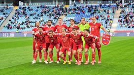Футболисты сборной России обыгрывают Словению после первого тайма