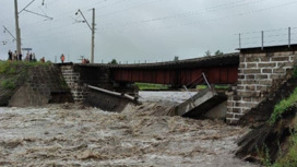 В Забайкалье из-за дождей рухнул железнодорожный мост