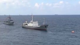 Россия следит за британской авианосной группой близ Омана