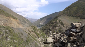 Оползень отрезал Цахурскую долину Дагестана от внешнего мира