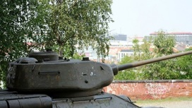 Житель Пятигорска остался без миллиона и макета раритетного танка "Т-34"