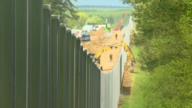 Стену между Польшей и Белоруссией строят без выходных и почти круглосуточно