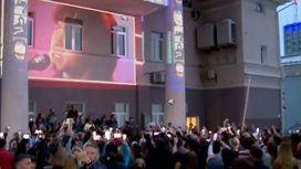 "Цой жив": в Перми прошел флешмоб в память о солисте легендарной группы "Кино"