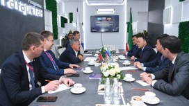 Минниханов провел встречу с Акимом Костанайской области Казахстана